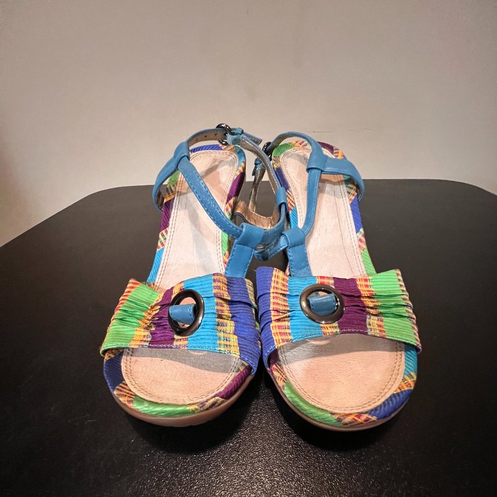 Rockport Multicolored wedge sandals size 6.5